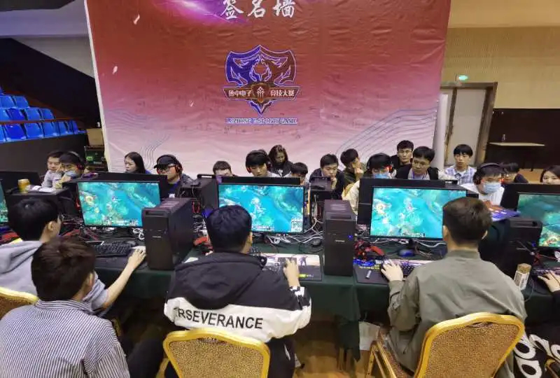 就致力于推 就致力于推