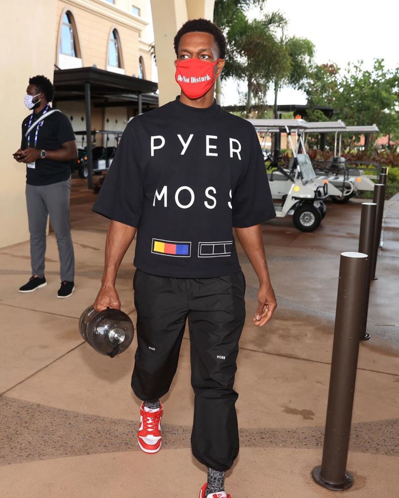 自由式滑雪 自由式滑雪